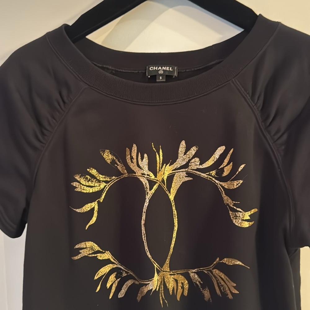 Pre-owned Authentic Chanel top size S